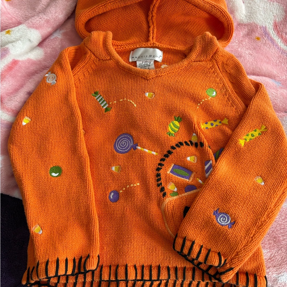 Halloween hooded sweater
